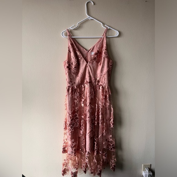 Dress the Population Ally dress - Picture 4 of 10